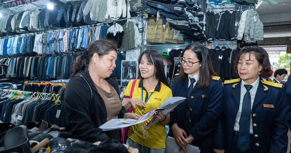 Đề xuất nâng ngưỡng miễn thuế cho hộ kinh doanh lên 500 triệu đồng/năm