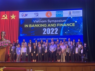Diễn đàn Việt Nam về ngân hàng và tài chính năm 2022