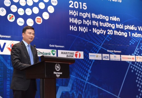 Vietcombank nhận giải Nhà tạo lập thị trường xuất sắc 2015