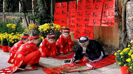 Các hoạt động văn hóa chào mừng Tết Nguyên đán ở Hà Nội