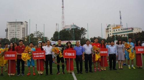 Đoàn Thanh niên NHTW tổ chức Giải bóng đá giao hữu