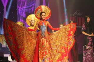 Cơ hội mới để thời trang Việt thăng hoa