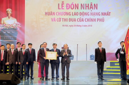 Thủ tướng Nguyễn Xuân Phúc: Agribank phát huy vai trò chủ đạo trong lĩnh vực tín dụng nông nghiệp, nông thôn