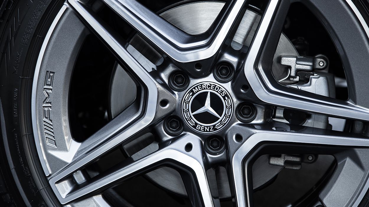 mercedes benz c180 amg gia 1499 ty dong co gi