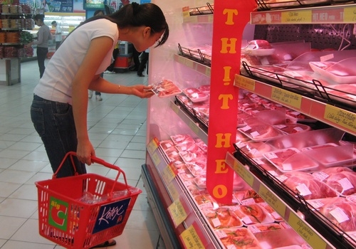 Tăng cường biện pháp bình ổn thị trường thịt lợn