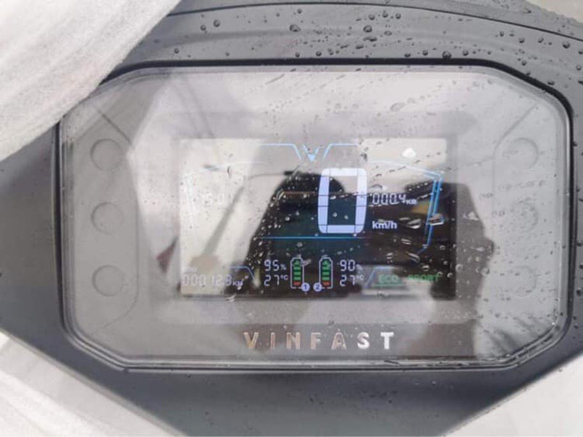 VinFast Vento lộ diện