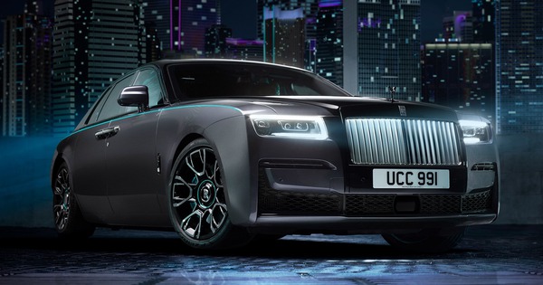 Rolls-Royce Ghost mới lộ diện