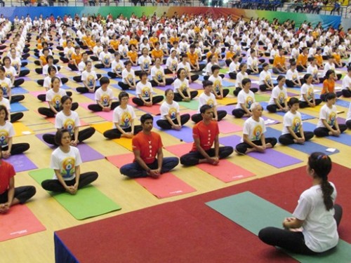 Ngày Quốc tế Yoga 2016 diễn ra tại 6 thành phố