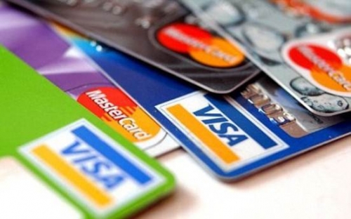 Cạnh tranh khốc liệt trên thị trường thẻ tín dụng