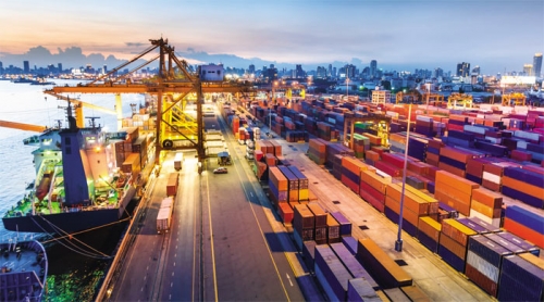 Nhìn lại “trade war” và cơ hội xuất khẩu