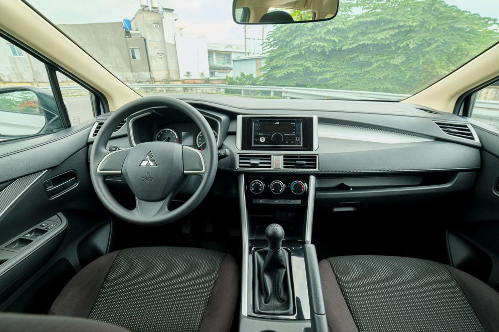 Mitsubishi Xpander 2020 bản số sàn có giá 555 triệu đồng