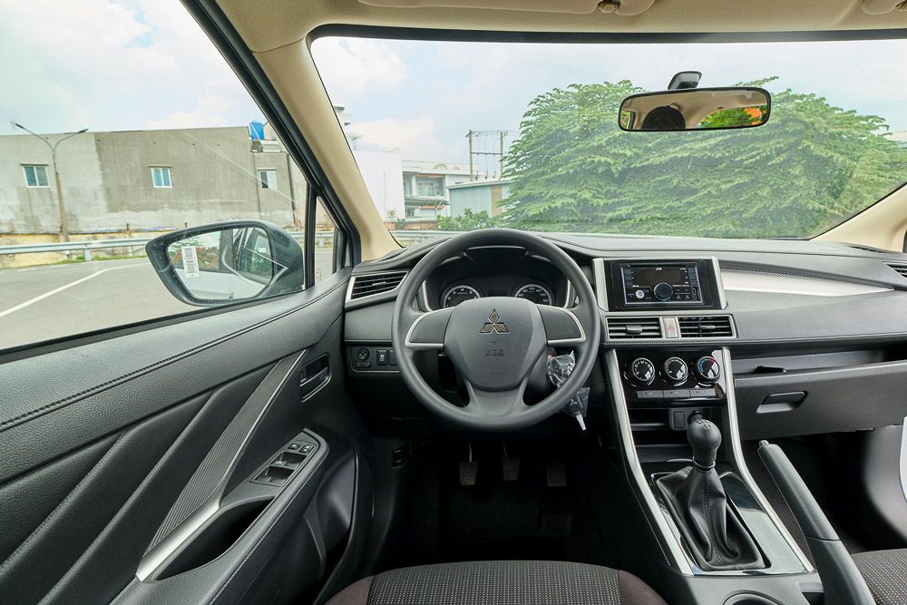 Mitsubishi Xpander 2020 bản số sàn có giá 555 triệu đồng
