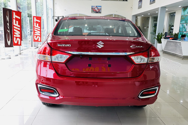 Giá Suzuki Ciaz giảm mạnh 70 triệu đồng