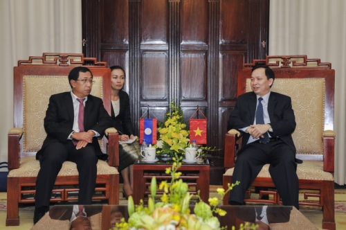Tăng cường hợp tác giữa NHTW hai nước Việt Nam - Lào
