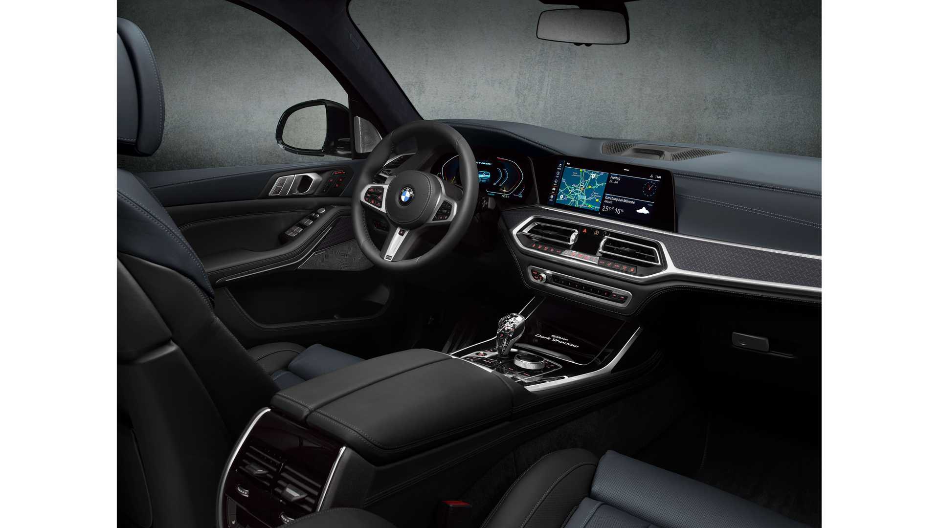 BMW ra mắt phiên bản giới hạn X7 Dark Shadow Edition