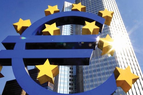 Eurozone vẫn trên bờ vực giảm phát