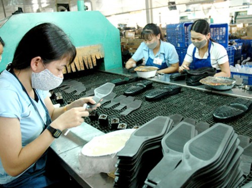 Nguyên phụ liệu cho ngành Da giày: Loay hoay với nội địa hóa