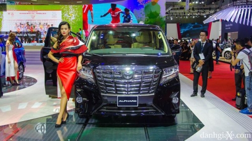 Toyota Alphard chốt giá 3,533 tỷ đồng tại Việt Nam