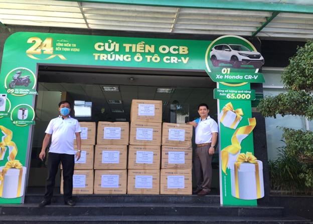 OCB ủng hộ thiết bị y tế cho tỉnh Quảng Nam
