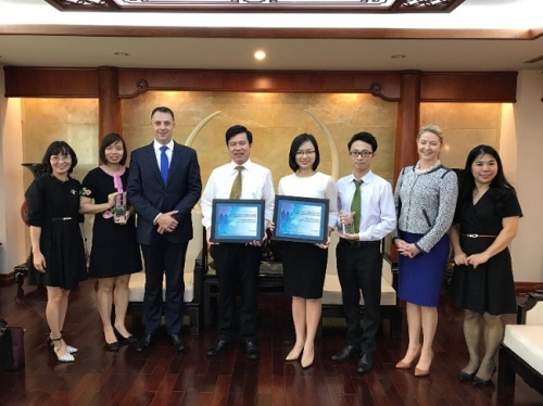 Vietcombank nhận giải thưởng tỷ lệ điện đạt chuẩn STP