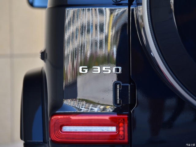 Mercedes-Benz G350: Xe giá rẻ và động cơ 'yếu' trong dòng G-Class