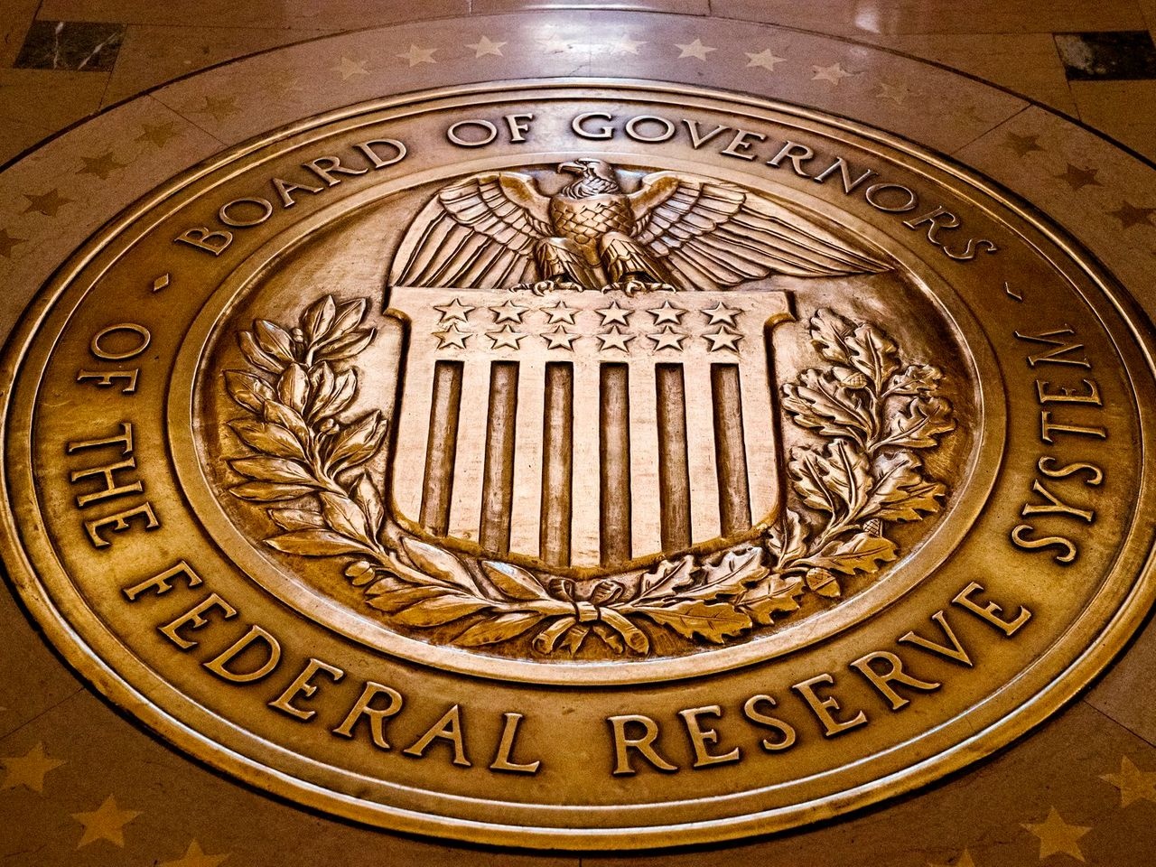 Fed có thể kéo dài giới hạn việc trả cổ tức của các ngân hàng