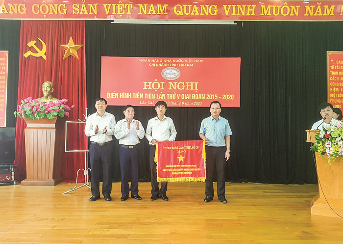 NHNN Chi nhánh tỉnh Lào Cai: Đổi mới, sáng tạo trong công tác thi đua khen thưởng