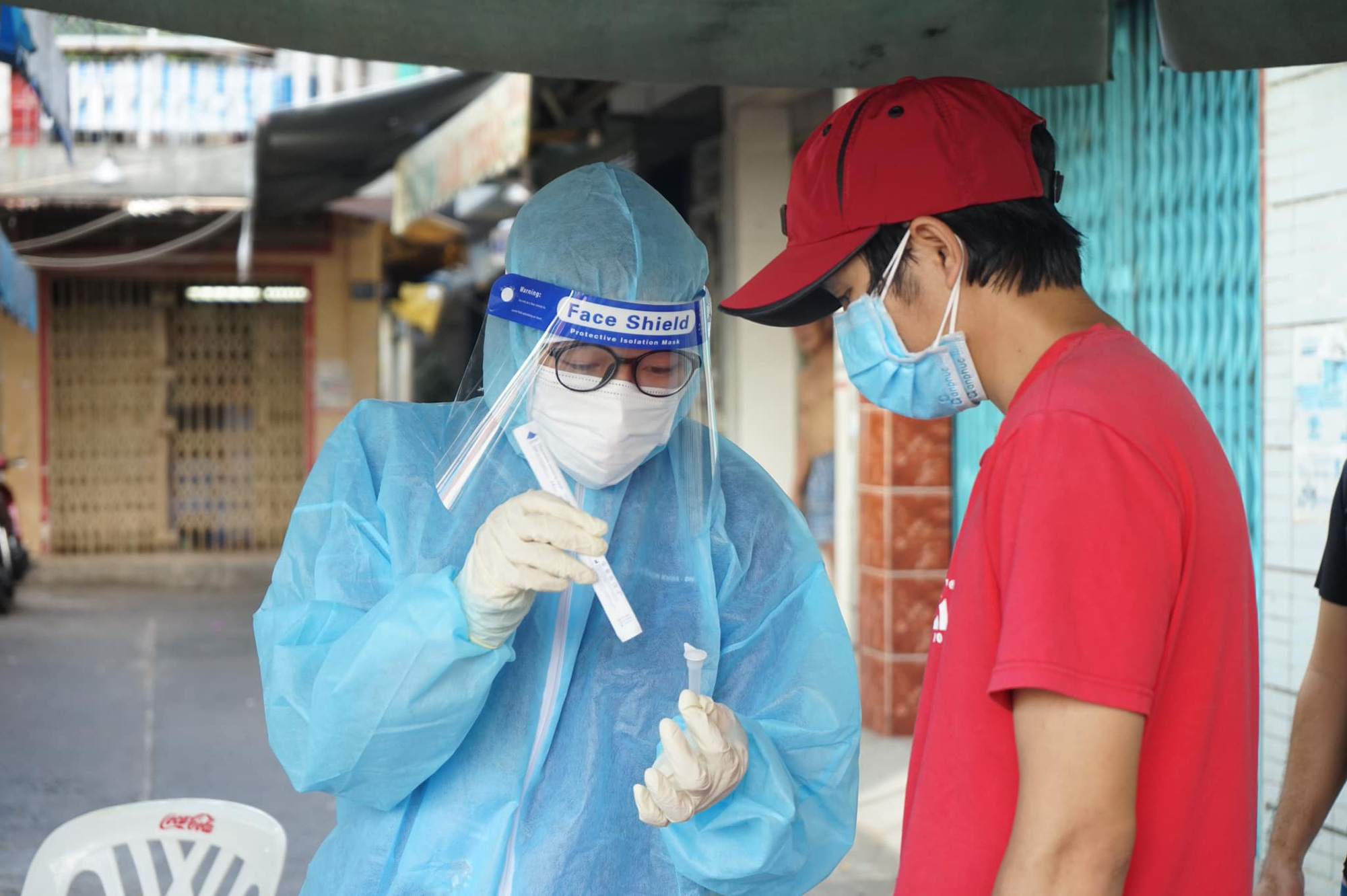 Các mẫu test nhanh liên quan ca bệnh tại Long Biên, Hà Nội đều âm tính