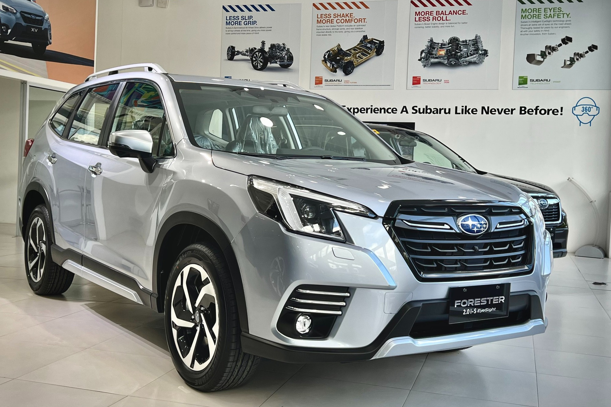 subaru forester 2023 lan dau lo dien tai viet nam