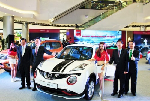 Triển khai chiến dịch đồng thương hiệu Nissan - UEFA tại Việt Nam