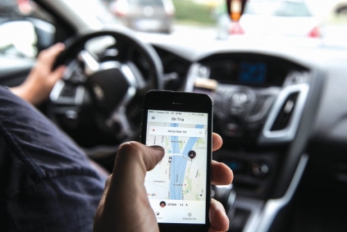 Sẽ siết chặt quản lý taxi công nghệ?