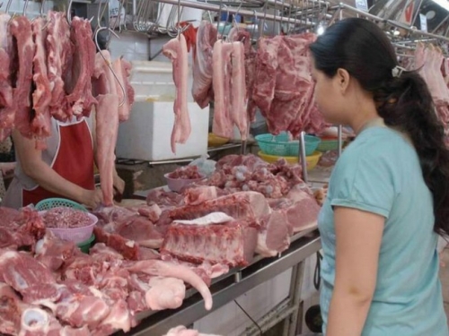 Giải pháp tiền tệ chặn đà tăng giá thịt lợn