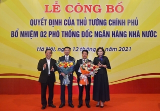 Trao Quyết định bổ nhiệm hai tân Phó Thống đốc Ngân hàng Nhà nước Việt Nam