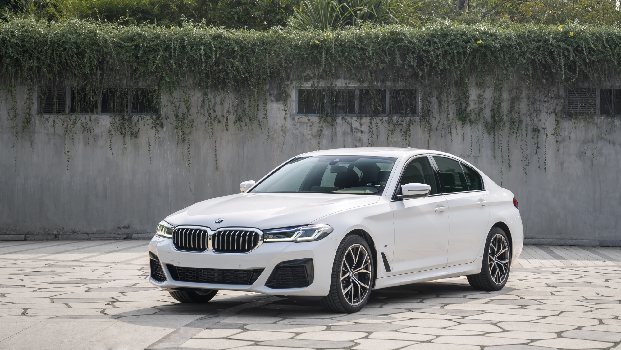 BMW xác nhận THACO Auto lắp ráp xe 3-Series, 5-Series, X3 và X5