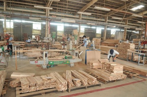 Ngành gỗ thận trọng hút vốn từ Trung Quốc