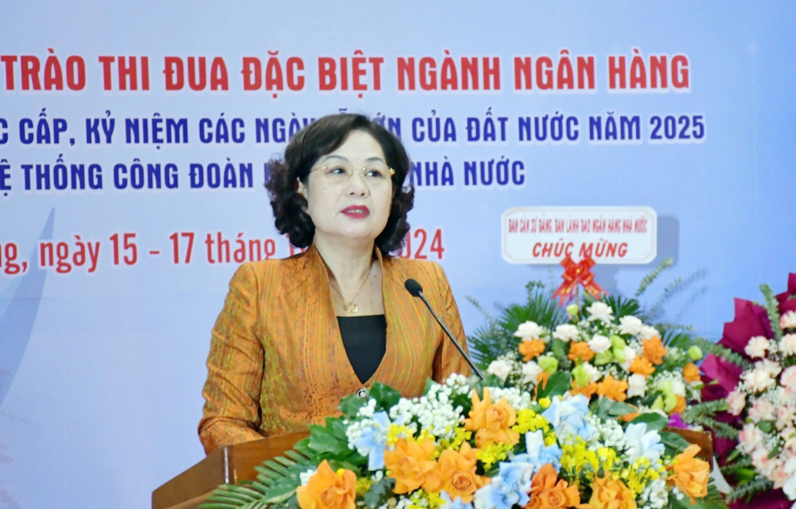 phat dong phong trao thi dua dac biet toan nganh ngan hang