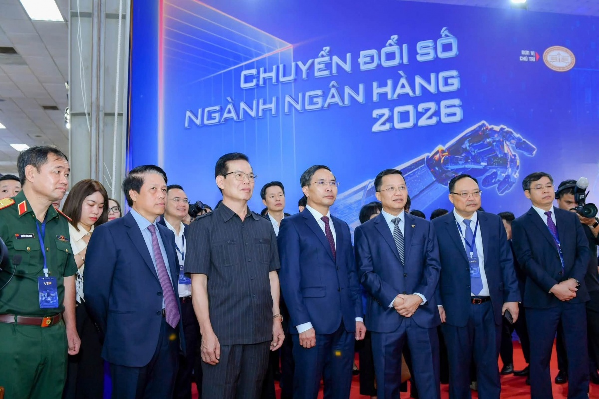 chuyen doi so nganh ngan hang nang cao nang suat giam chi phi xa hoi mo rong kha nang tiep can dich vu