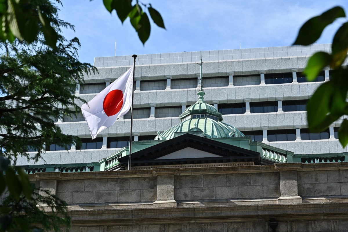 boj co the tang lai suat len 15 vao thang 12 dong yen se ra sao